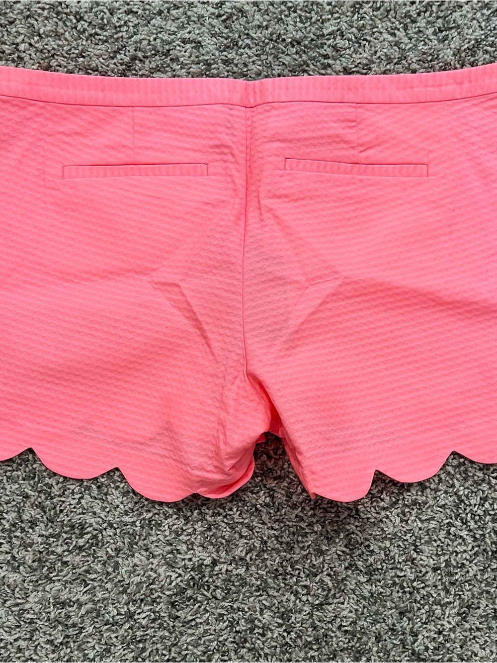 NWT Lilly Pulitzer Coral Scalloped Shorts